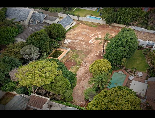 1,828M² VACANT LAND FOR SALE IN GLENHAZEL